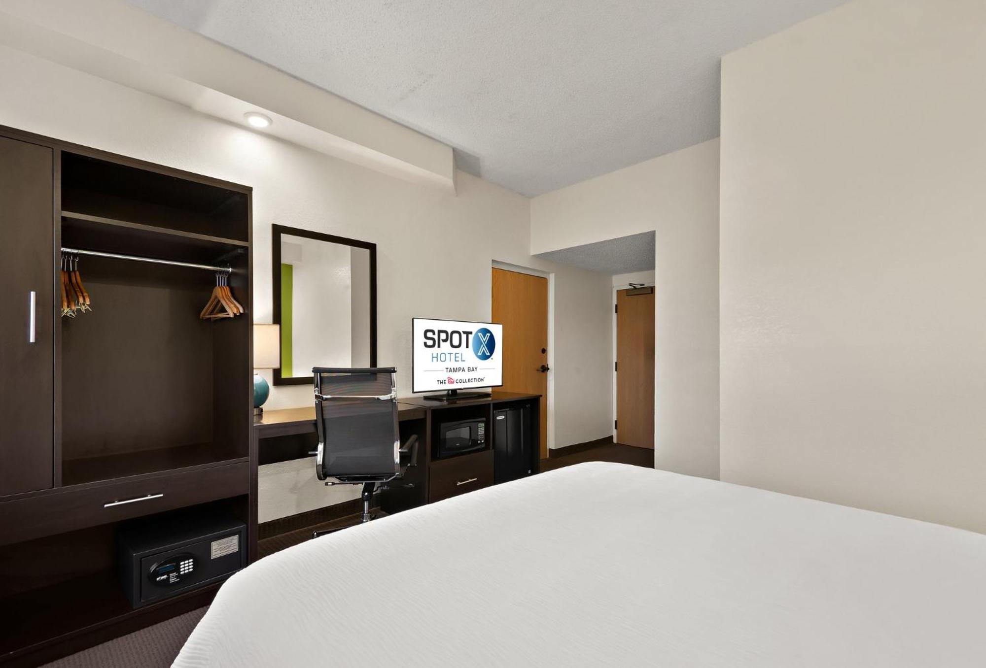 Spot X Hotel Tampa - Wesley Chapel By The Red Collection Exteriér fotografie