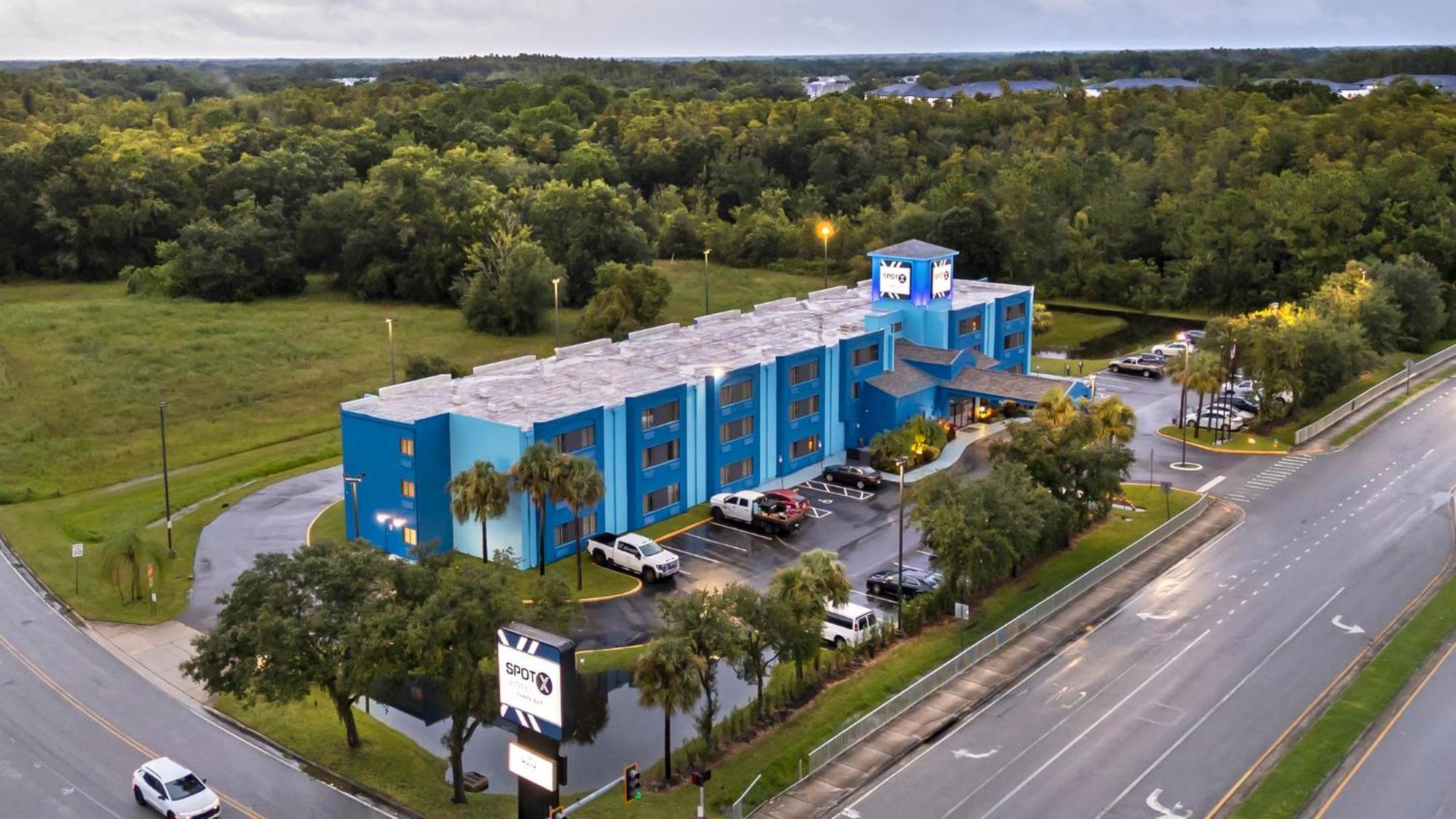 Spot X Hotel Tampa - Wesley Chapel By The Red Collection Exteriér fotografie