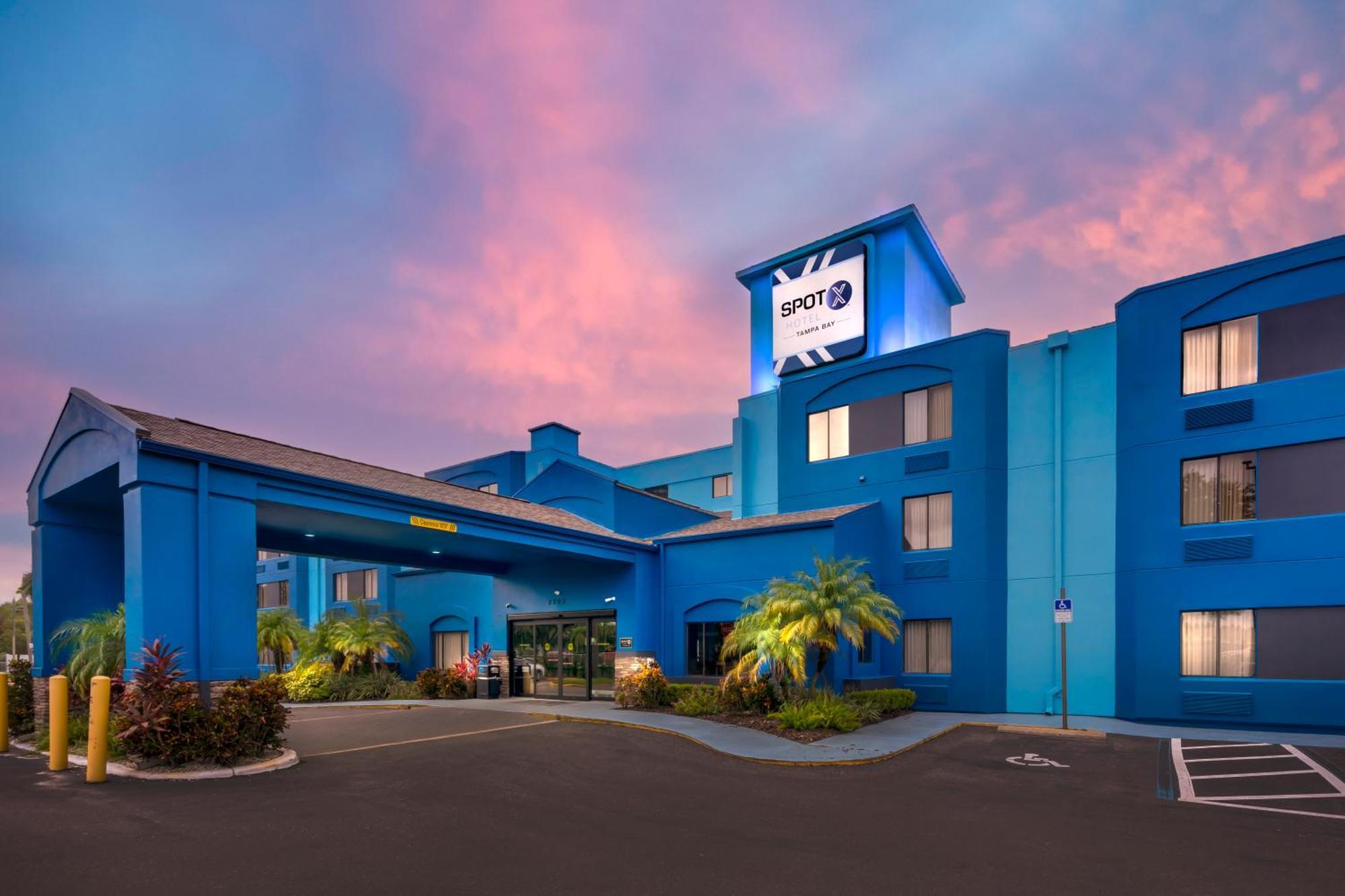 Spot X Hotel Tampa - Wesley Chapel By The Red Collection Exteriér fotografie