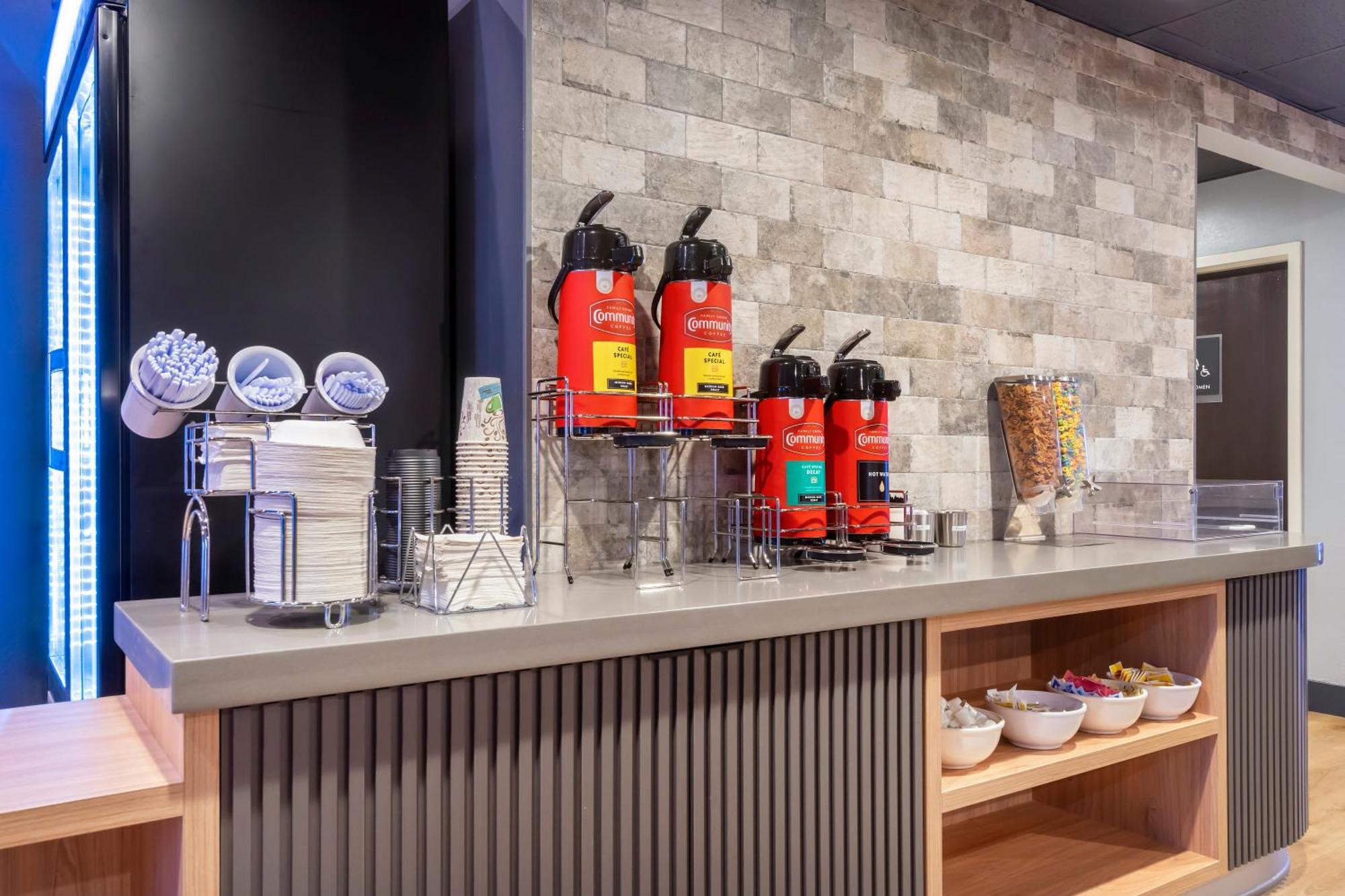 Spot X Hotel Tampa - Wesley Chapel By The Red Collection Exteriér fotografie