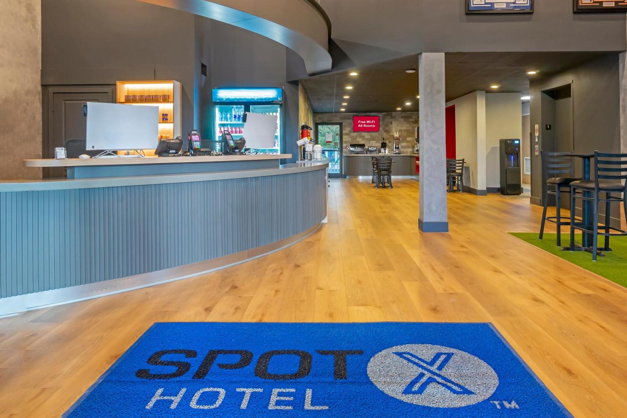 Spot X Hotel Tampa - Wesley Chapel By The Red Collection Exteriér fotografie